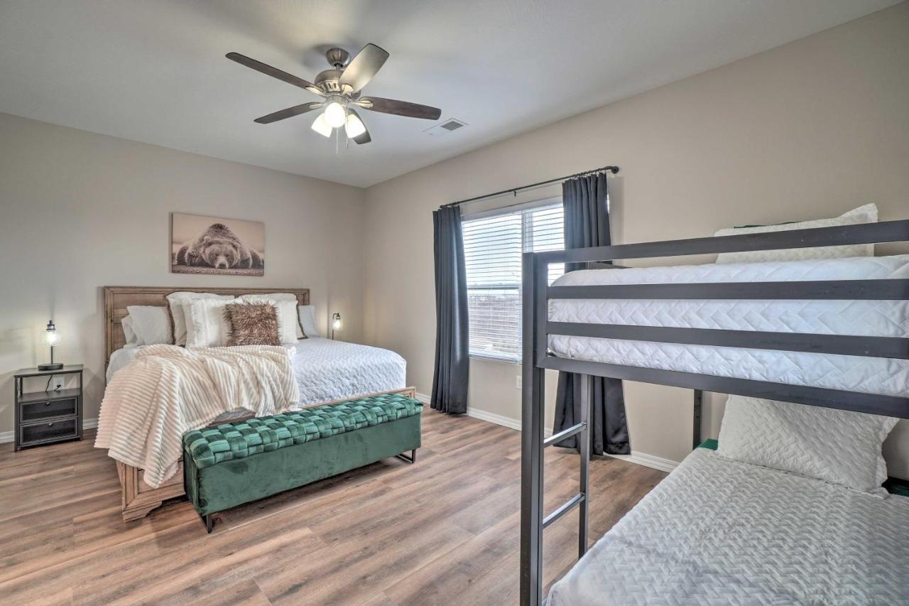 Family-Friendly Branson Condo About 3 Mi To Strip ภายนอก รูปภาพ